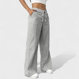 Maria - Udobne široke hlače sa stilskim detaljima.