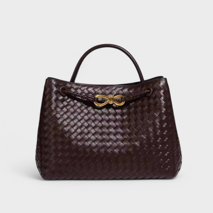 Lucia - Isprepleteni kofer