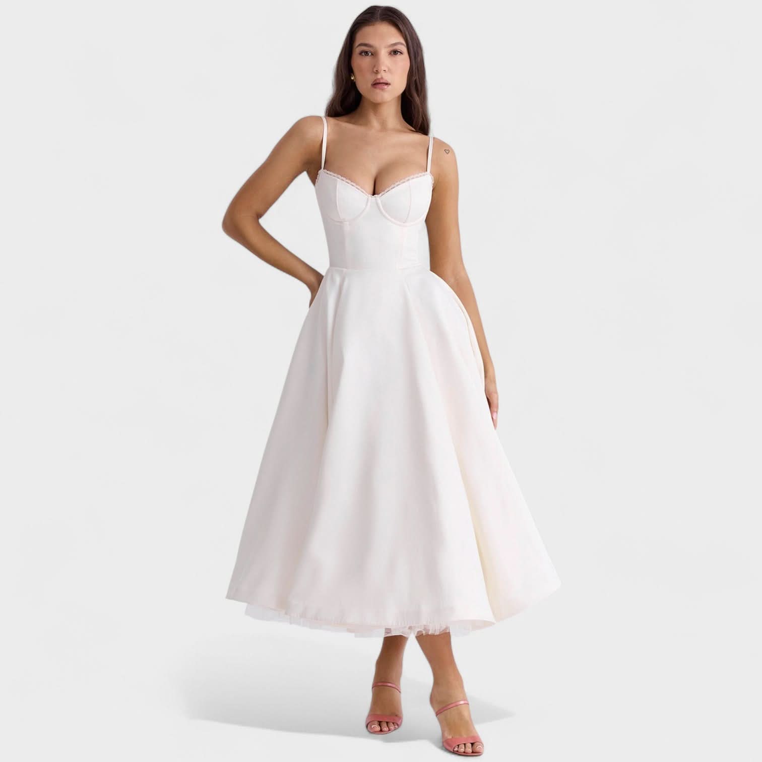 Šaty Clara – Retro Elegance